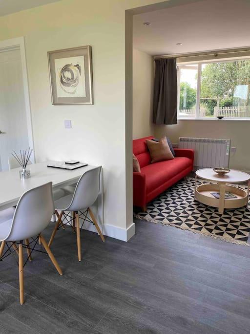 Larks Leaze Lodge, Steeple Ashton, Wiltshire Trowbridge Eksteriør bilde