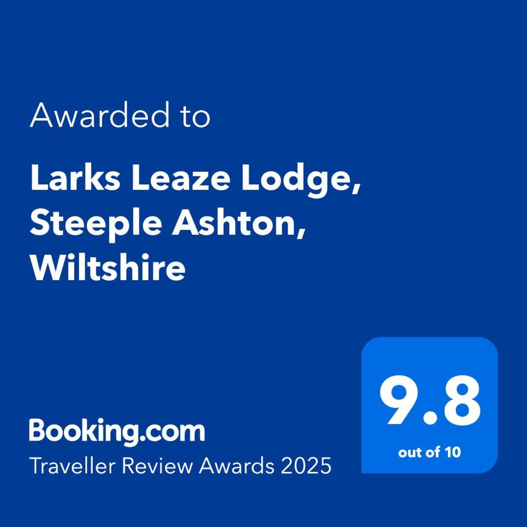 Larks Leaze Lodge, Steeple Ashton, Wiltshire Trowbridge Eksteriør bilde
